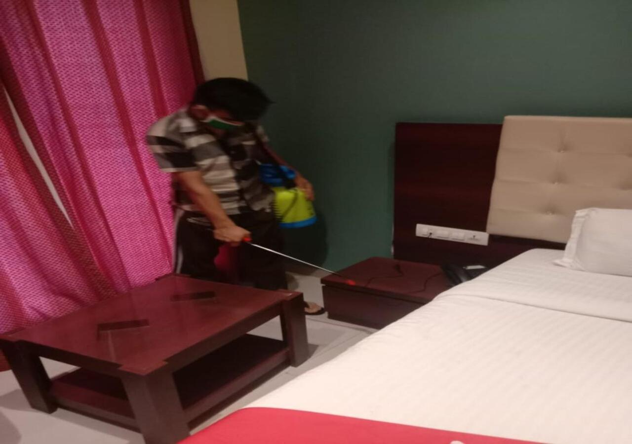 Hotel Malad Inn Opposite Malad Railway Station 뭄바이 외부 사진