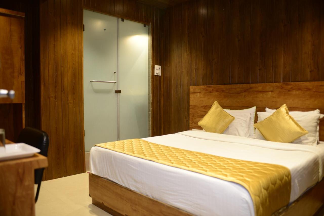 Hotel Malad Inn Opposite Malad Railway Station 뭄바이 외부 사진