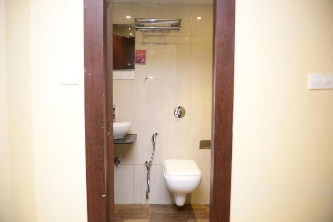 Hotel Malad Inn Opposite Malad Railway Station 뭄바이 외부 사진